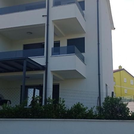 Apartman Ana Sveti Anton  Екстер'єр фото